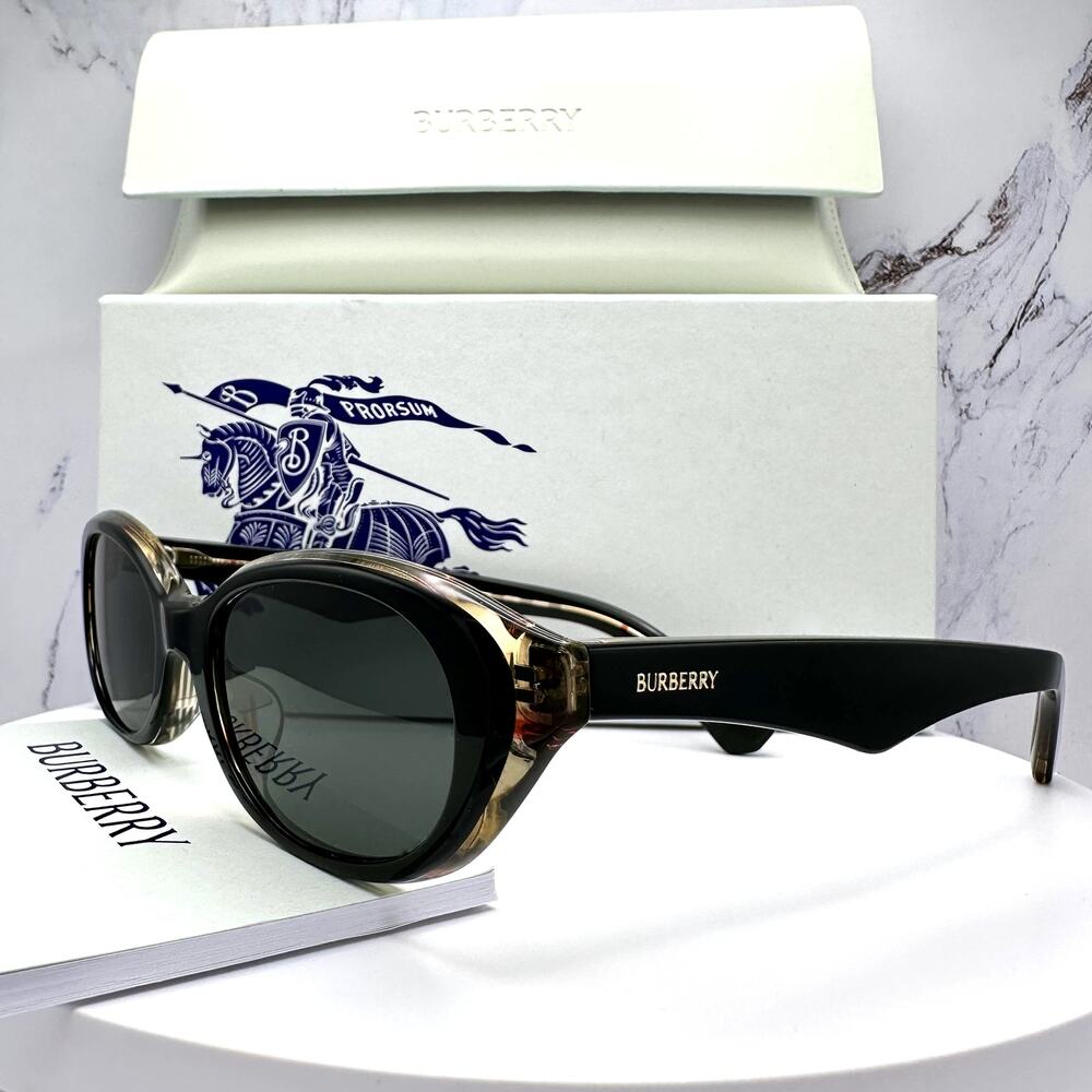 New Burberry Sunglasses Black Vintage Check Oval Gold Logo Womens New BURBERRY - Picture 2 of 16